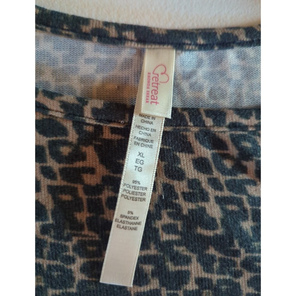 Retreat by Rhonda Shear Women's XL Leopard Print Long Sleeve Top Polyester - Picture 2 of 2